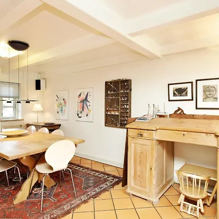 Five-bedroom Holiday In Nyborg * Bovense