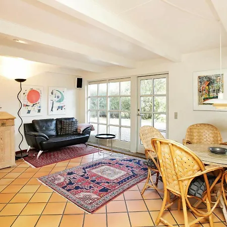Five-bedroom Holiday In Nyborg 別荘