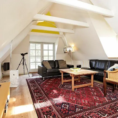 Five-bedroom Holiday In Nyborg Bovense