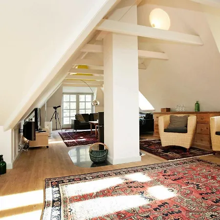 Five-bedroom Holiday In Nyborg 別荘 *